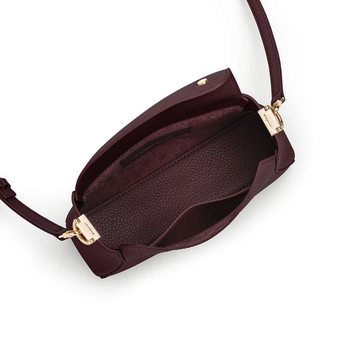 Nami Flap Bag Togo - Blood Red (Pre-Order)