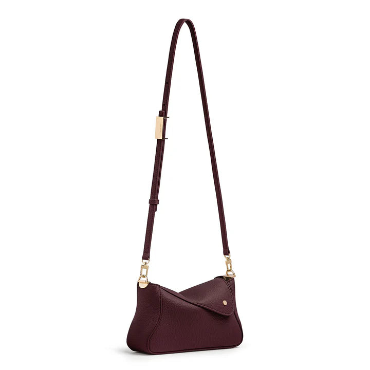 Nami Flap Bag Togo - Blood Red (Pre-Order)